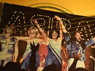 goswifties-abba-szOyo9qnlhM-unsplash